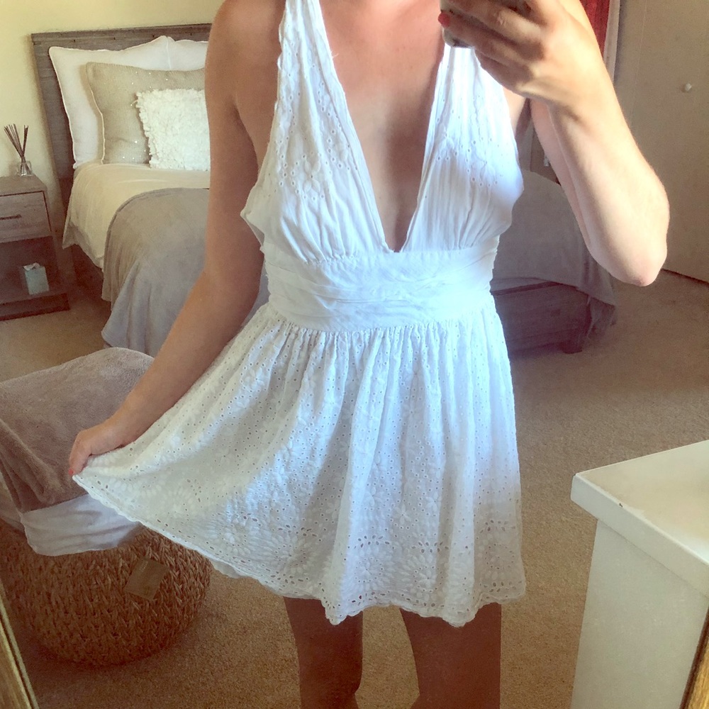 BB Dakota White Eyelet Mini Dress Size 6 Bridal Shower Coastal Cottagecore